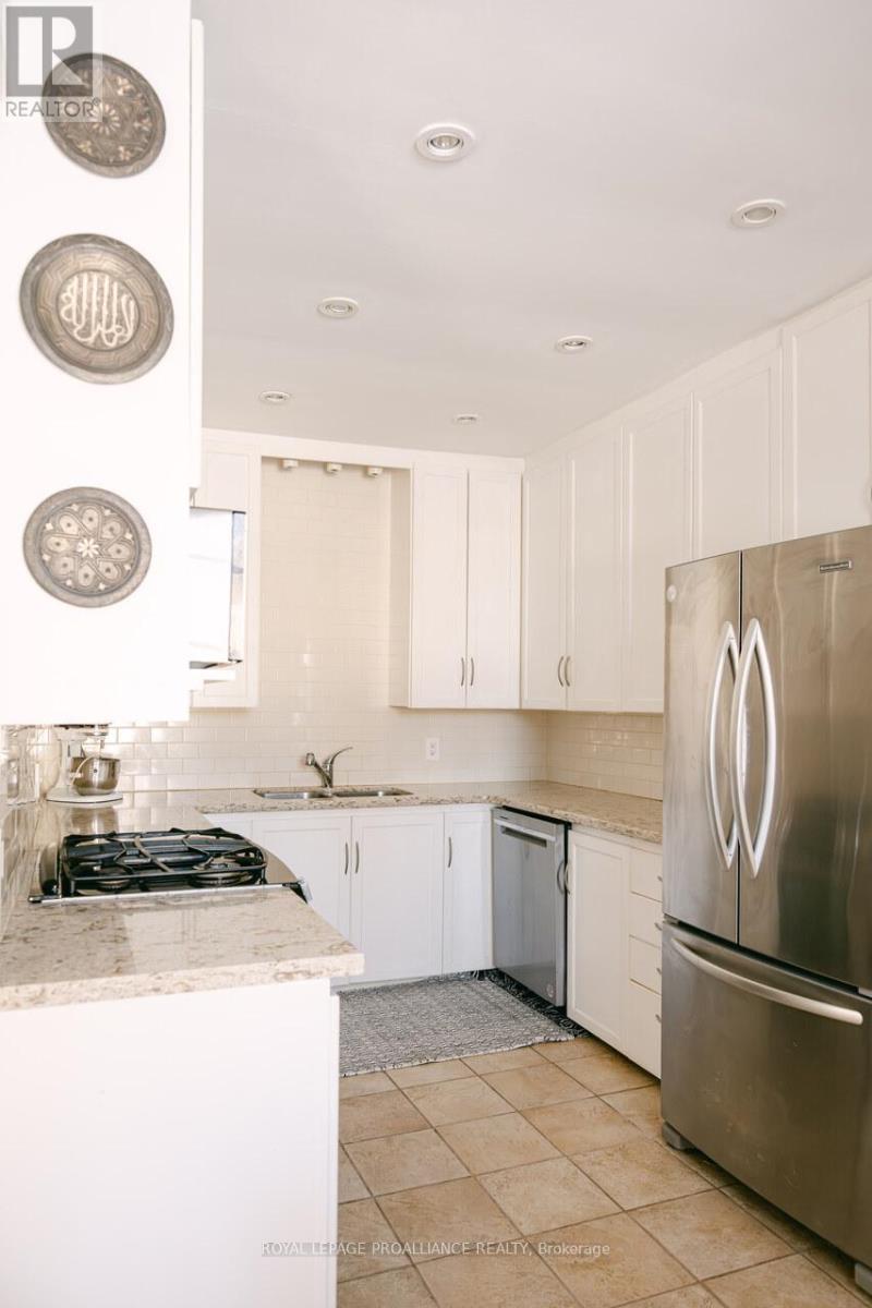 374 Bloomfield Main Street, Prince Edward County, Ontario  K0K 1G0 - Photo 12 - X12736678