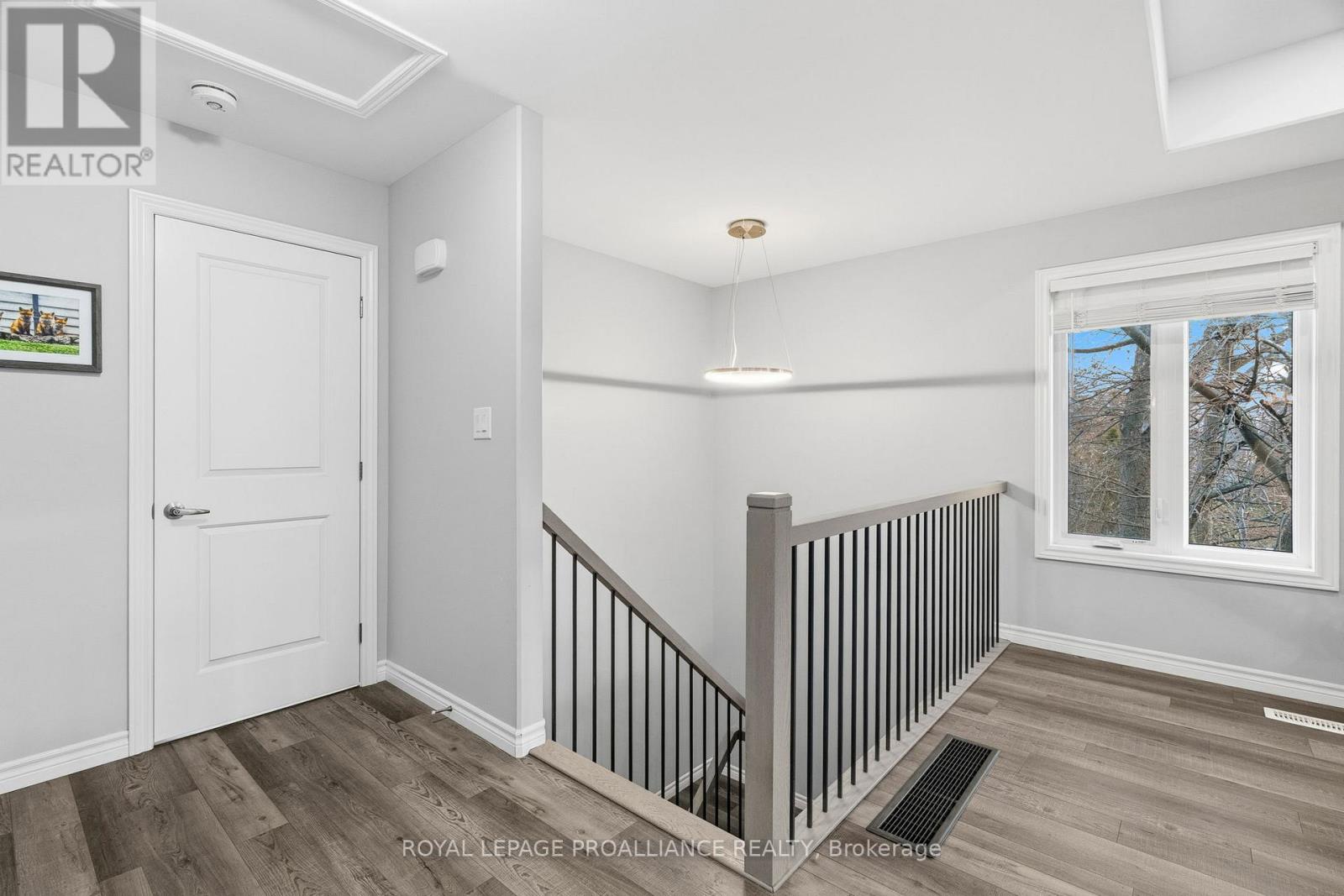 84 South George Street, Belleville, Ontario  K8N 3G9 - Photo 7 - X12737632