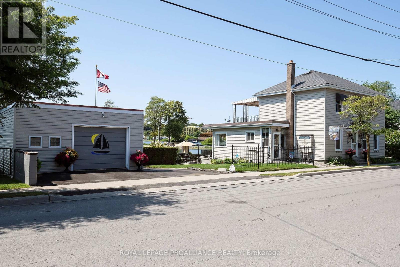 70 Front Street S, Belleville, Ontario  K8N 2Y3 - Photo 2 - X12740132