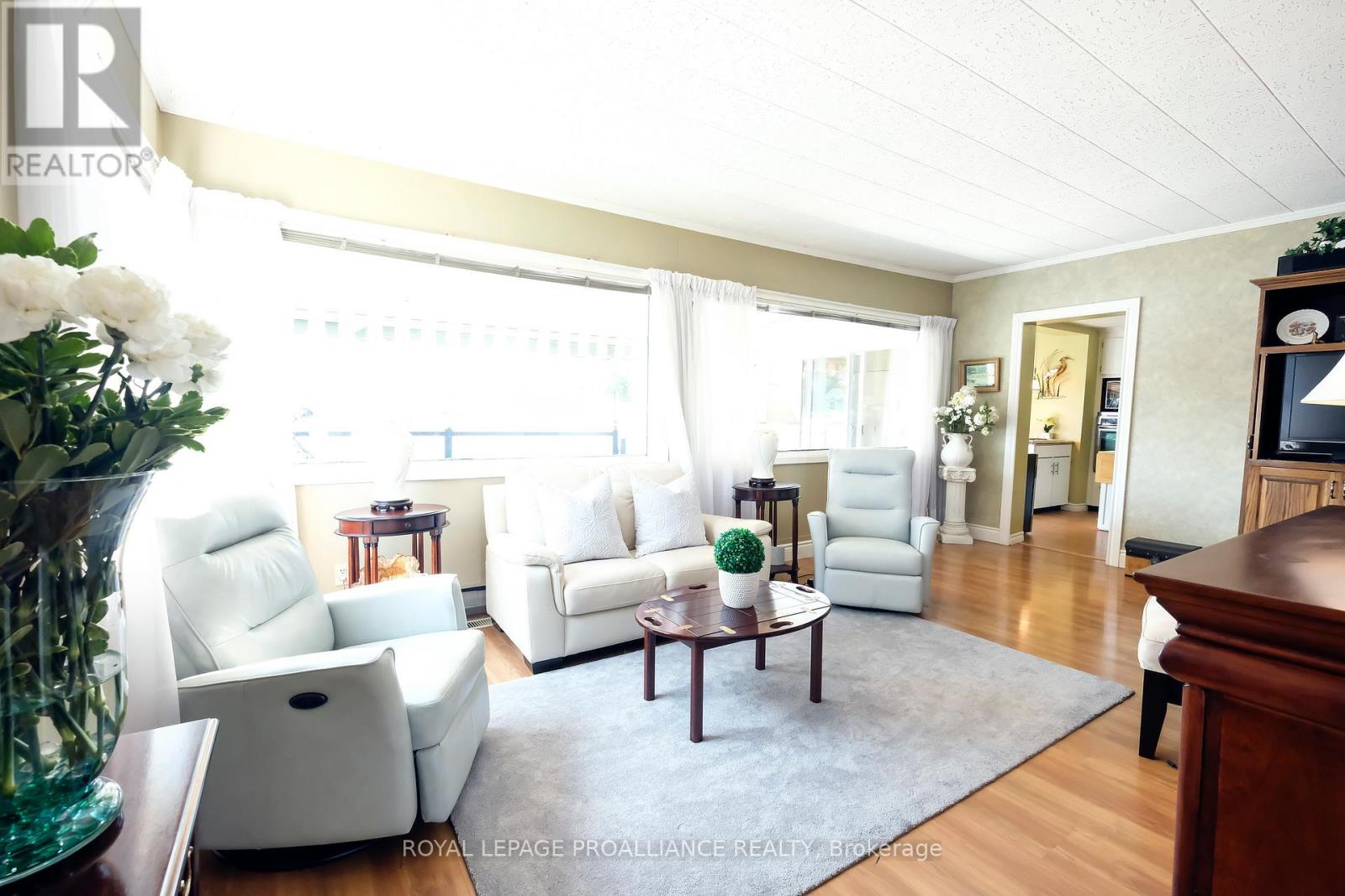 70 Front Street S, Belleville, Ontario  K8N 2Y3 - Photo 4 - X12740132