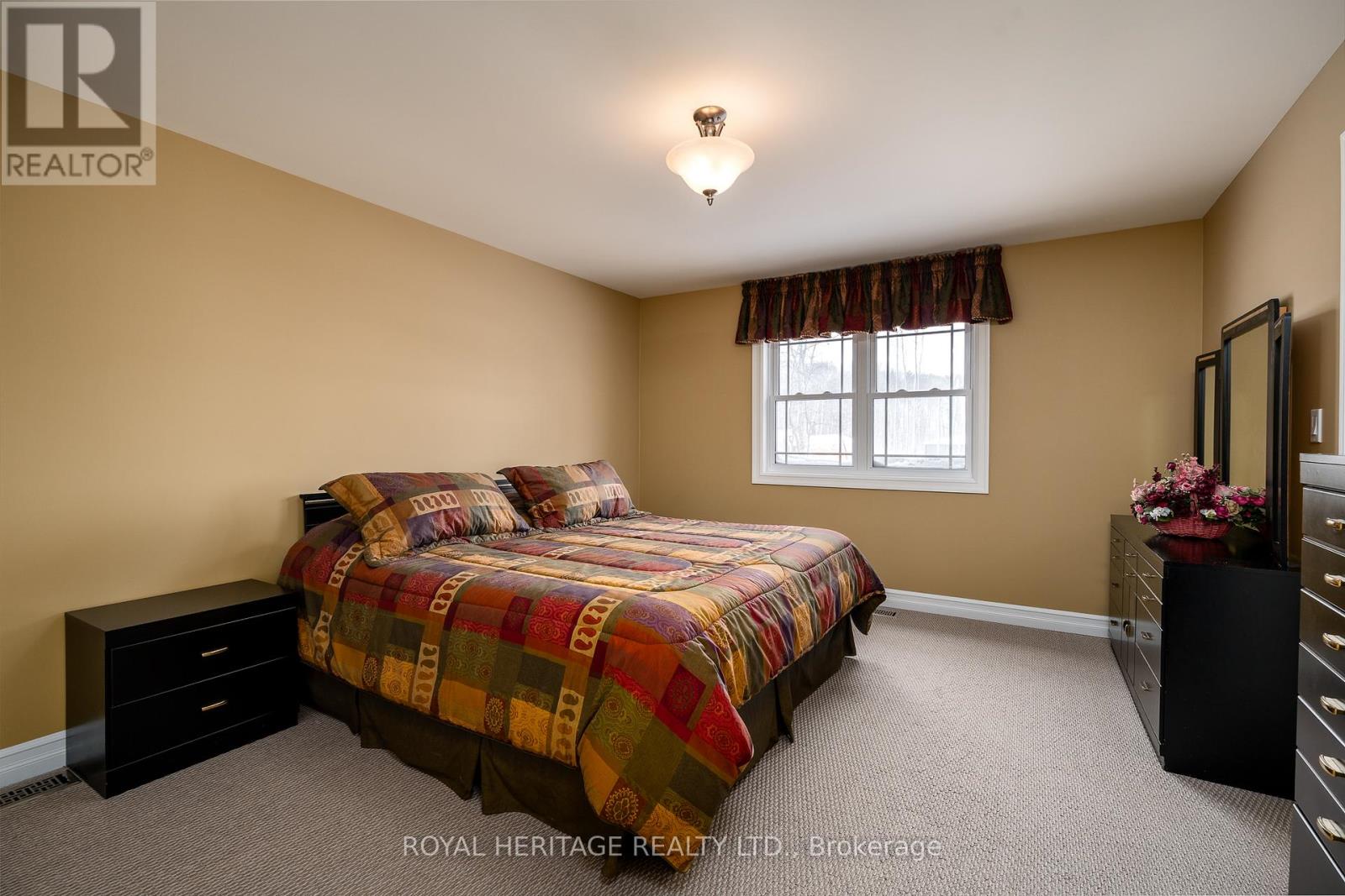 21564 Loyalist Parkway, Prince Edward County, Ontario  K0K 1L0 - Photo 16 - X12741438