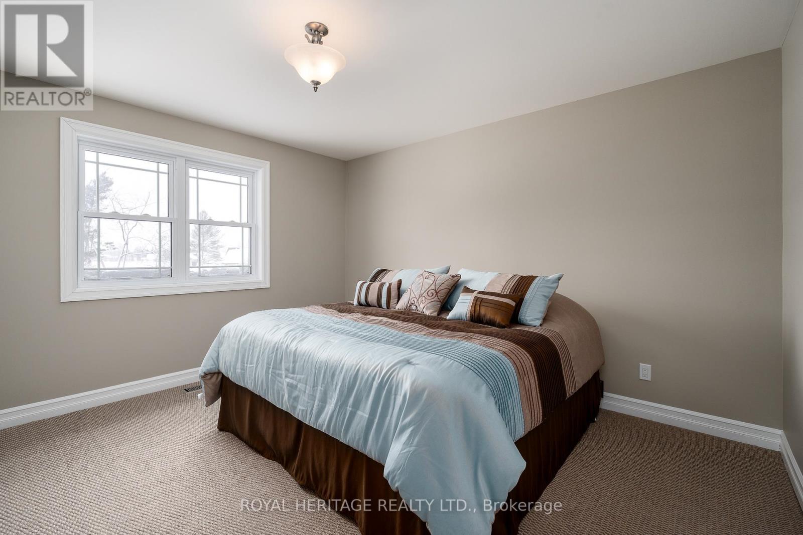 21564 Loyalist Parkway, Prince Edward County, Ontario  K0K 1L0 - Photo 18 - X12741438