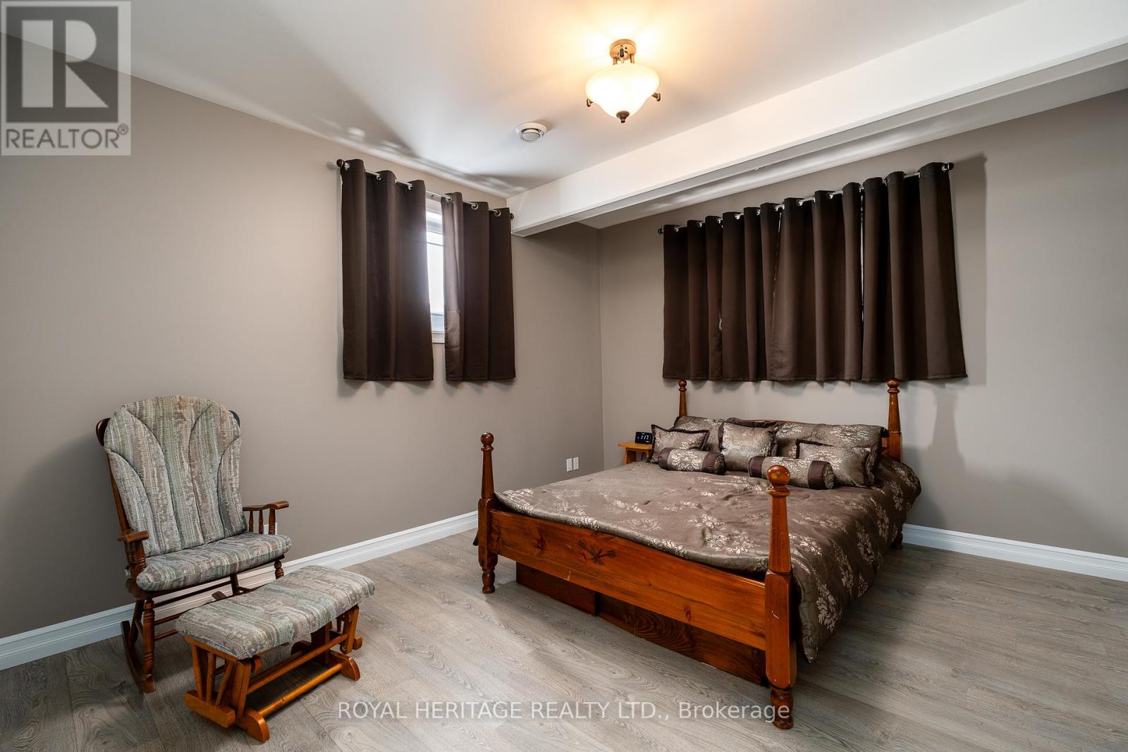 21564 Loyalist Parkway, Prince Edward County, Ontario  K0K 1L0 - Photo 23 - X12741438