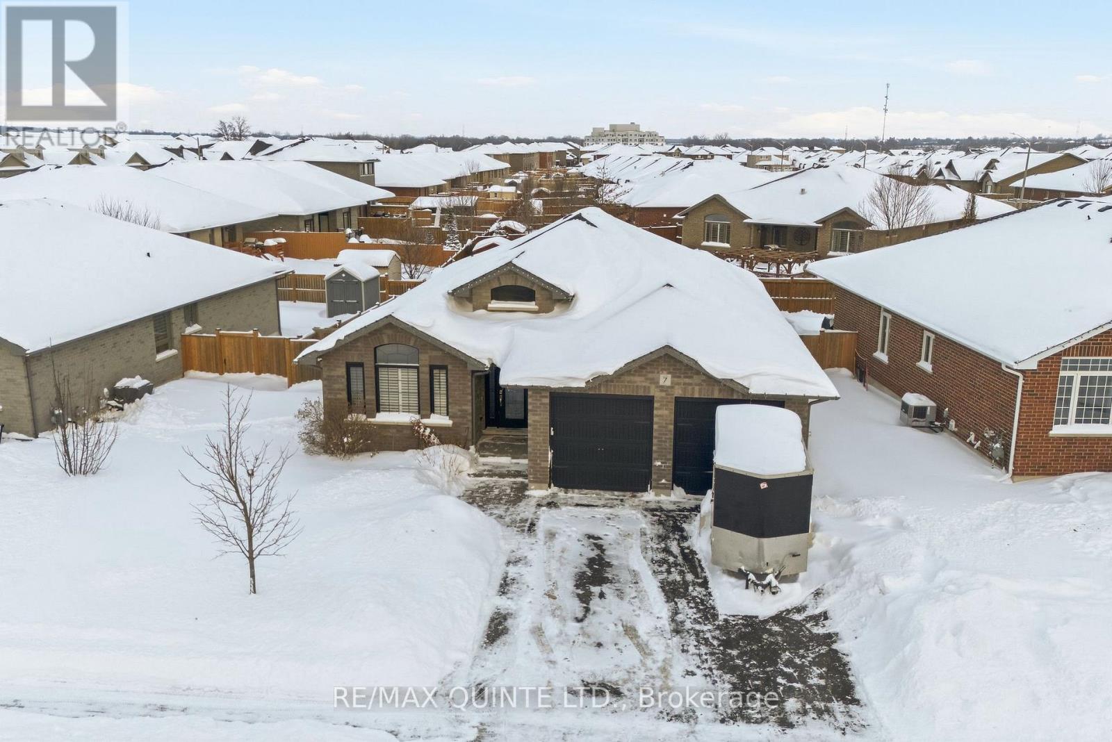 7 Bevan Drive, Belleville, Ontario  K8N 0H3 - Photo 2 - X12742158