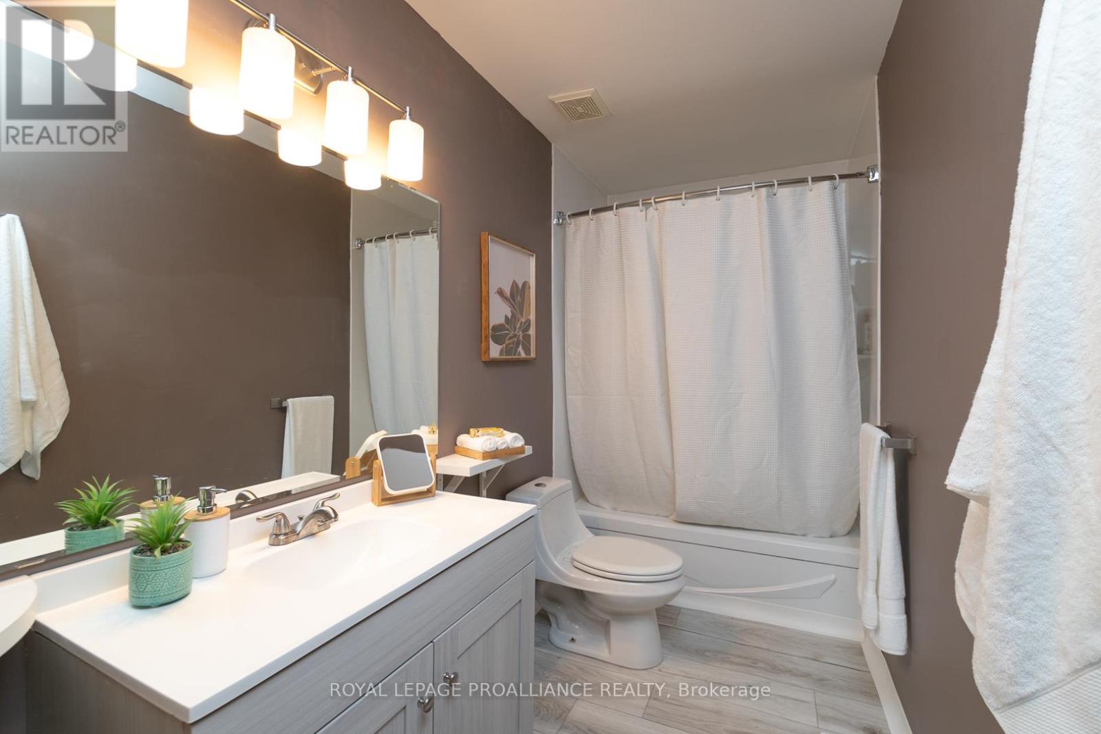 43 Alnet Drive, Belleville, Ontario  K8P 4W3 - Photo 16 - X12748738