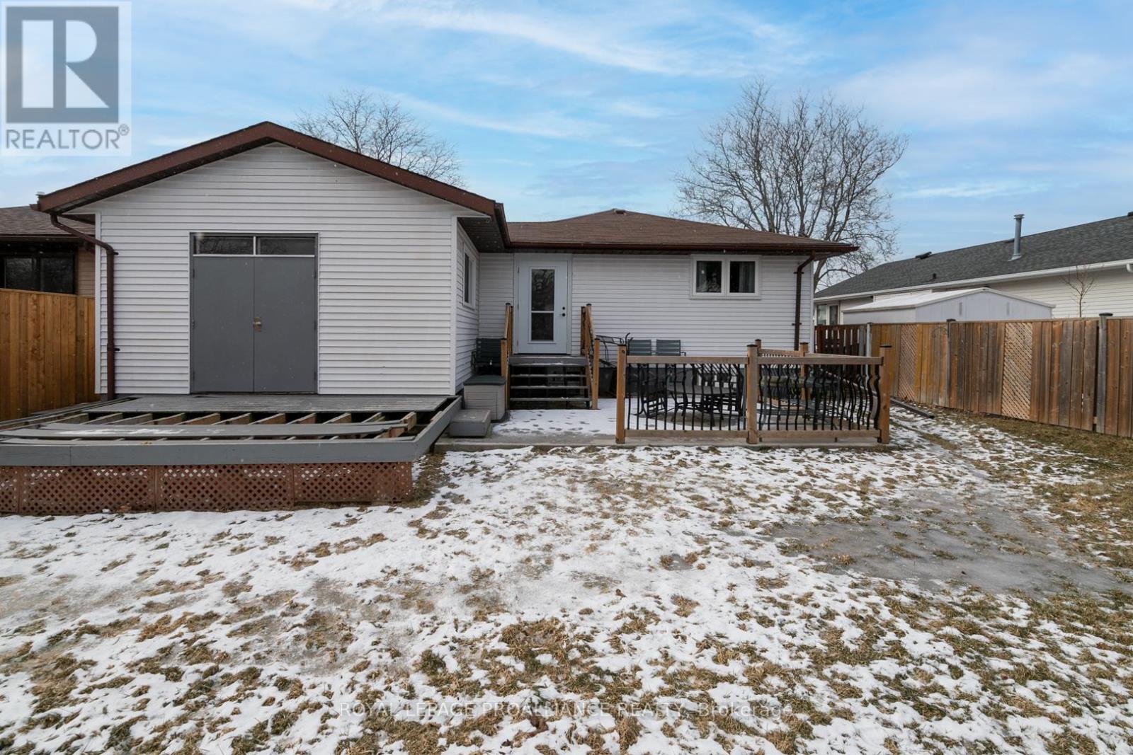 43 Alnet Drive, Belleville, Ontario  K8P 4W3 - Photo 29 - X12748738