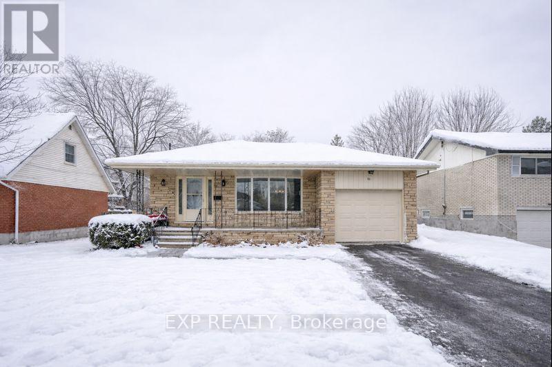 16 APPLEWOOD DRIVE, Belleville, Ontario