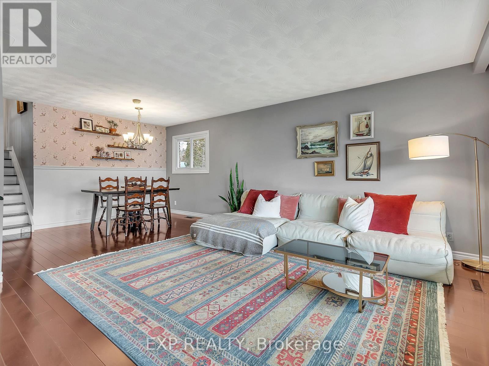 16 Applewood Drive, Belleville, Ontario  K8P 4E2 - Photo 13 - X12748850