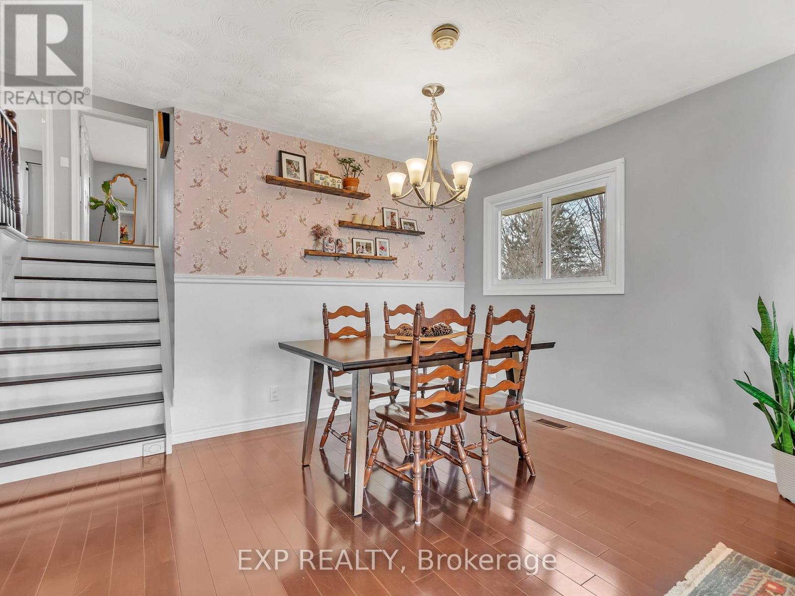 16 Applewood Drive, Belleville, Ontario  K8P 4E2 - Photo 14 - X12748850