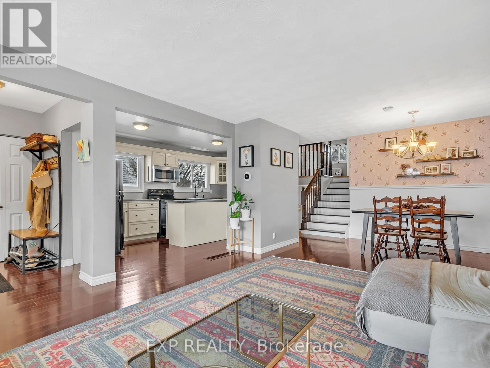 16 Applewood Drive, Belleville, Ontario  K8P 4E2 - Photo 15 - X12748850