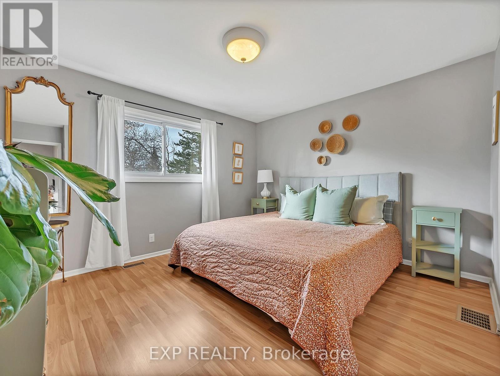 16 Applewood Drive, Belleville, Ontario  K8P 4E2 - Photo 22 - X12748850