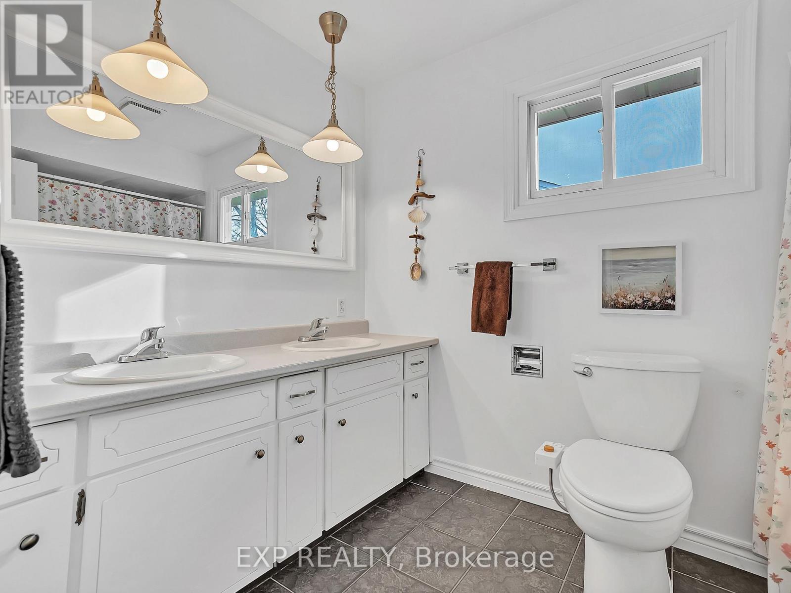 16 Applewood Drive, Belleville, Ontario  K8P 4E2 - Photo 29 - X12748850