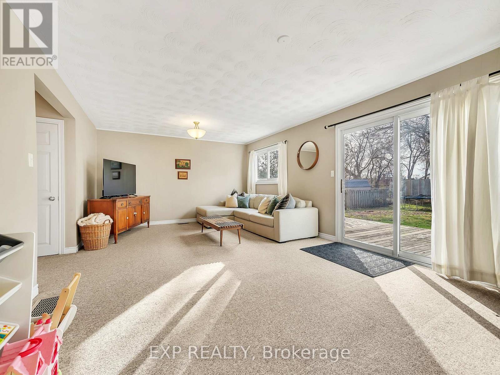 16 Applewood Drive, Belleville, Ontario  K8P 4E2 - Photo 34 - X12748850