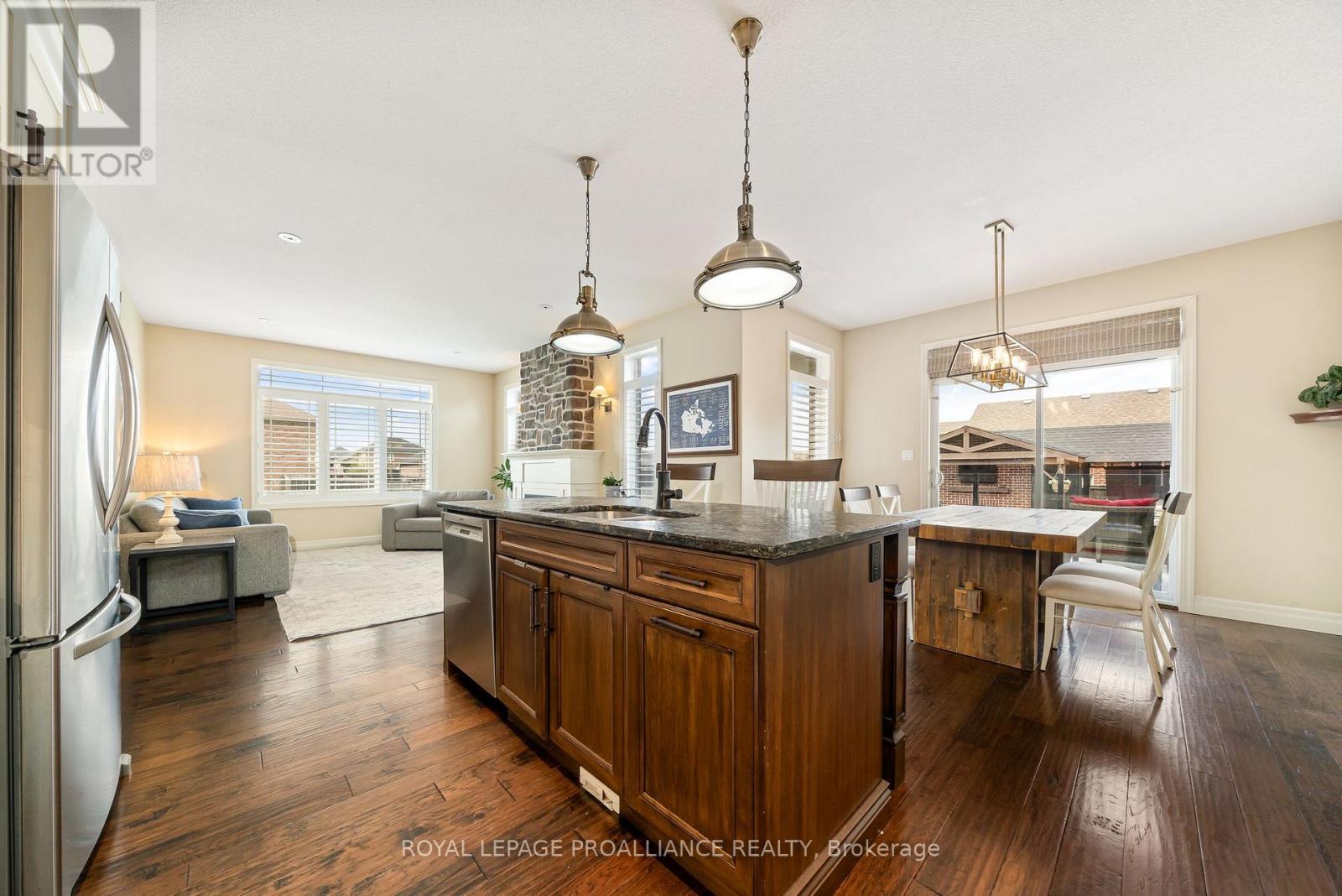 19 Scenic Drive, Belleville, Ontario  K8N 0C2 - Photo 12 - X12749170