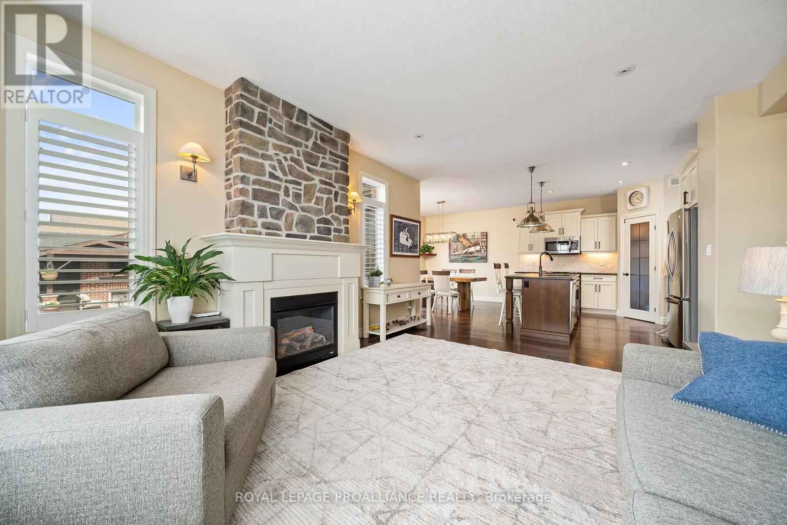 19 Scenic Drive, Belleville, Ontario  K8N 0C2 - Photo 9 - X12749170