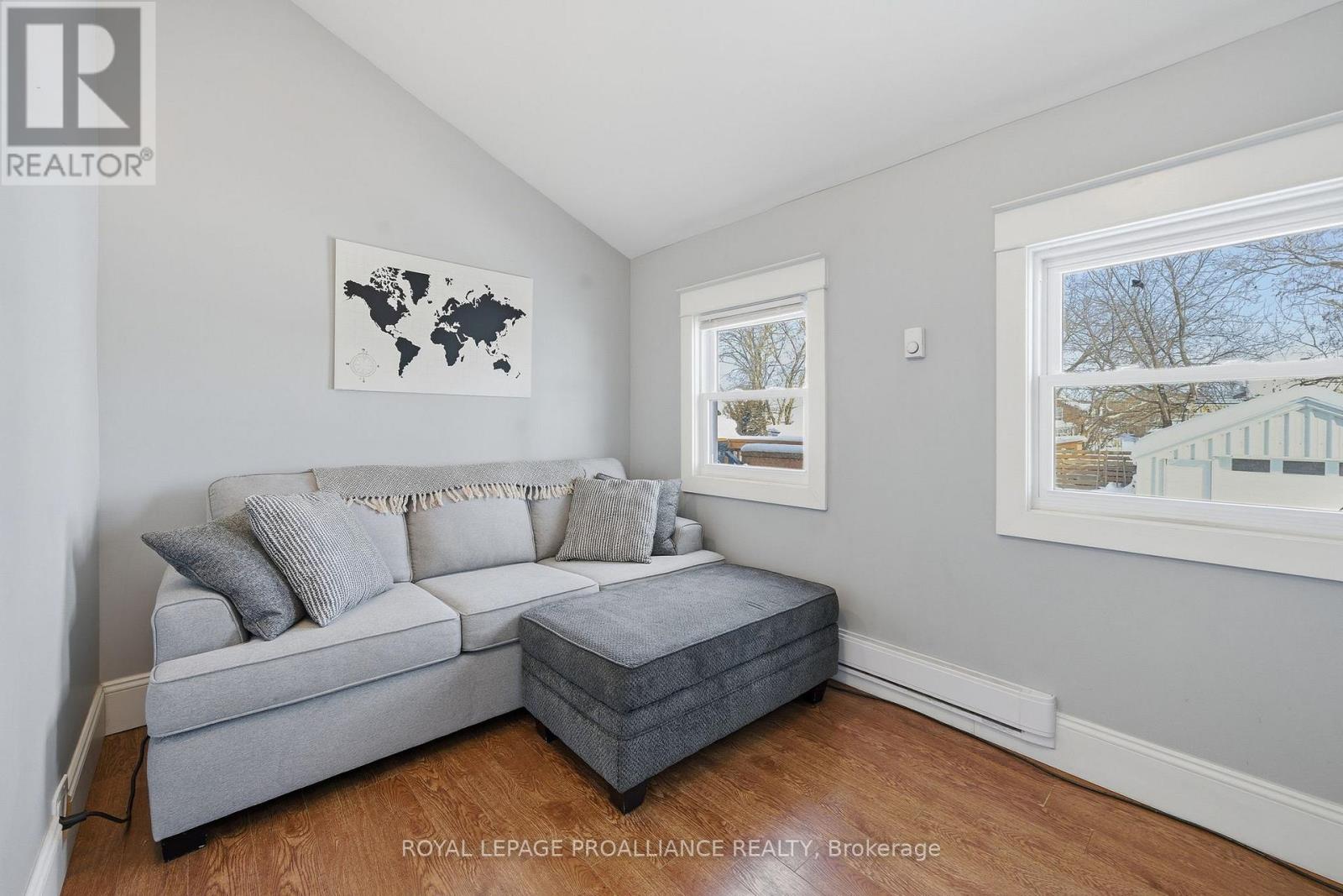 11 Cedar Street, Belleville, Ontario  K8P 3L8 - Photo 16 - X12749352