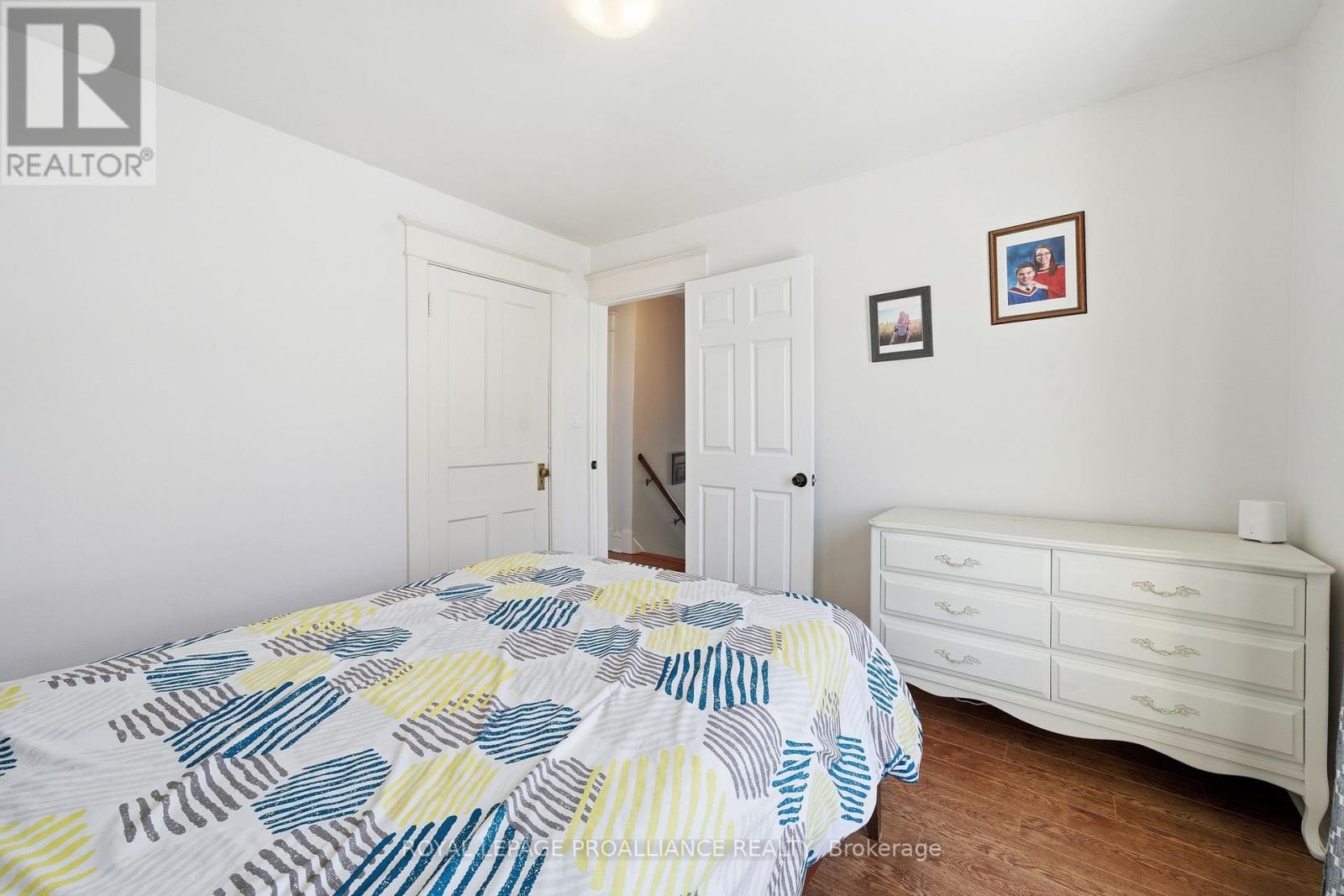 11 Cedar Street, Belleville, Ontario  K8P 3L8 - Photo 28 - X12749352