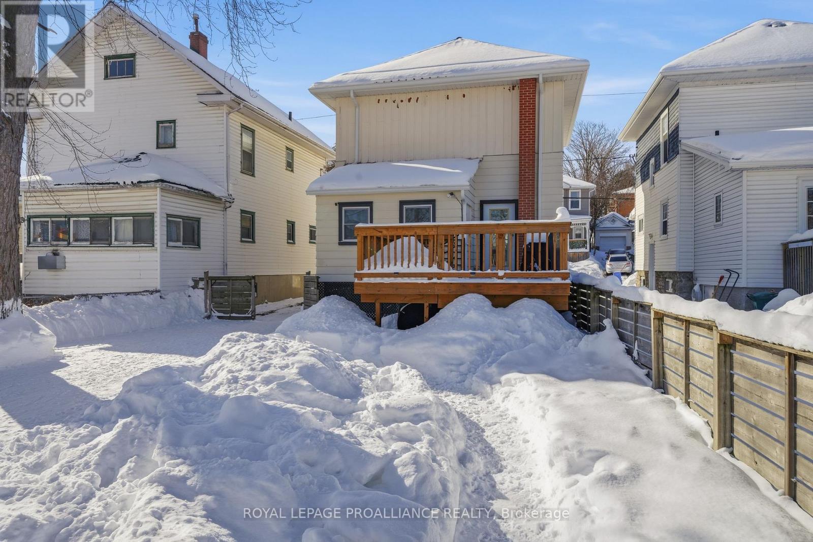 11 Cedar Street, Belleville, Ontario  K8P 3L8 - Photo 34 - X12749352