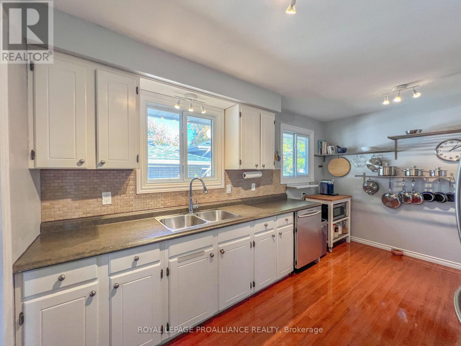 157 Singleton Drive, Belleville, Ontario  K8N 5H4 - Photo 10 - X12750018