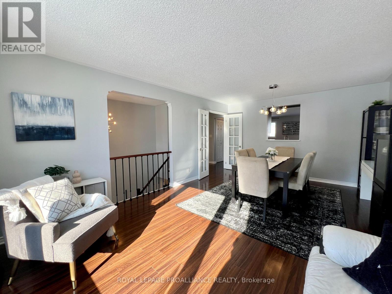 28 Oak Ridge Boulevard, Belleville, Ontario  K8N 5W1 - Photo 12 - X12750782