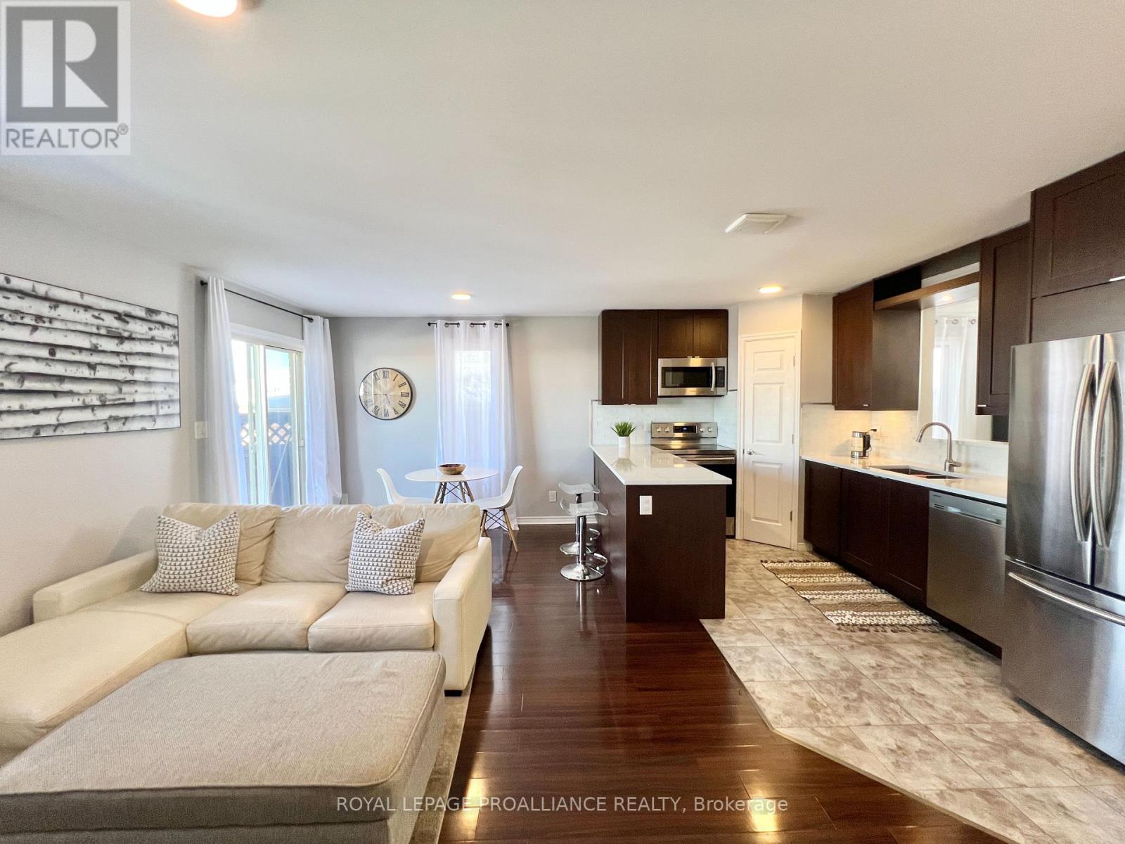 28 Oak Ridge Boulevard, Belleville, Ontario  K8N 5W1 - Photo 15 - X12750782