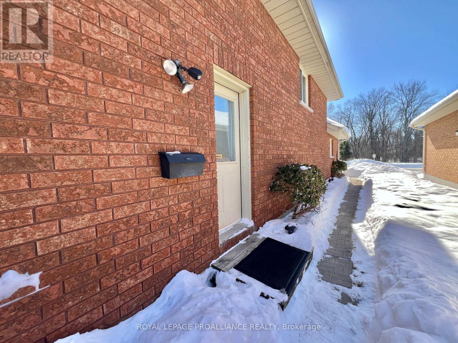 28 Oak Ridge Boulevard, Belleville, Ontario  K8N 5W1 - Photo 31 - X12750782