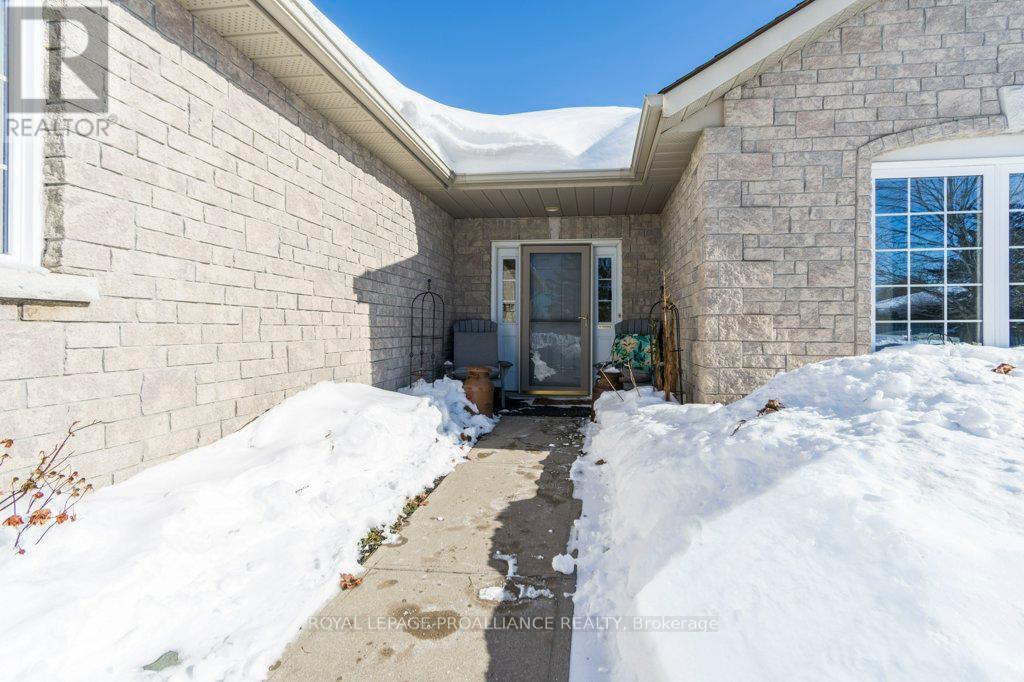 51 Applewood Drive, Brighton, Ontario  K0K 1H0 - Photo 2 - X12754924