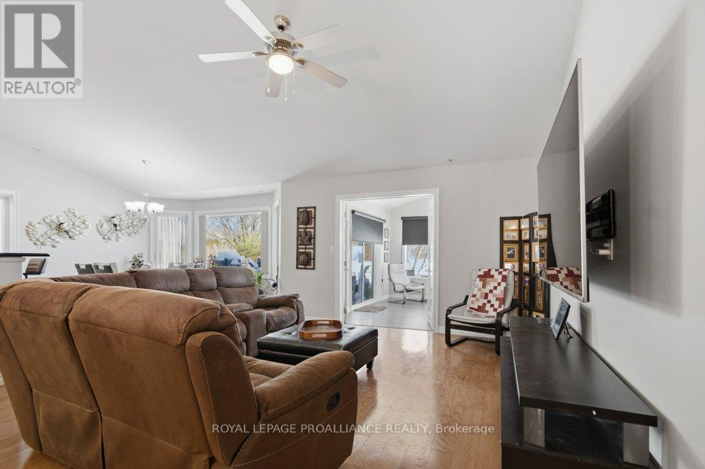 51 Applewood Drive, Brighton, Ontario  K0K 1H0 - Photo 6 - X12754924