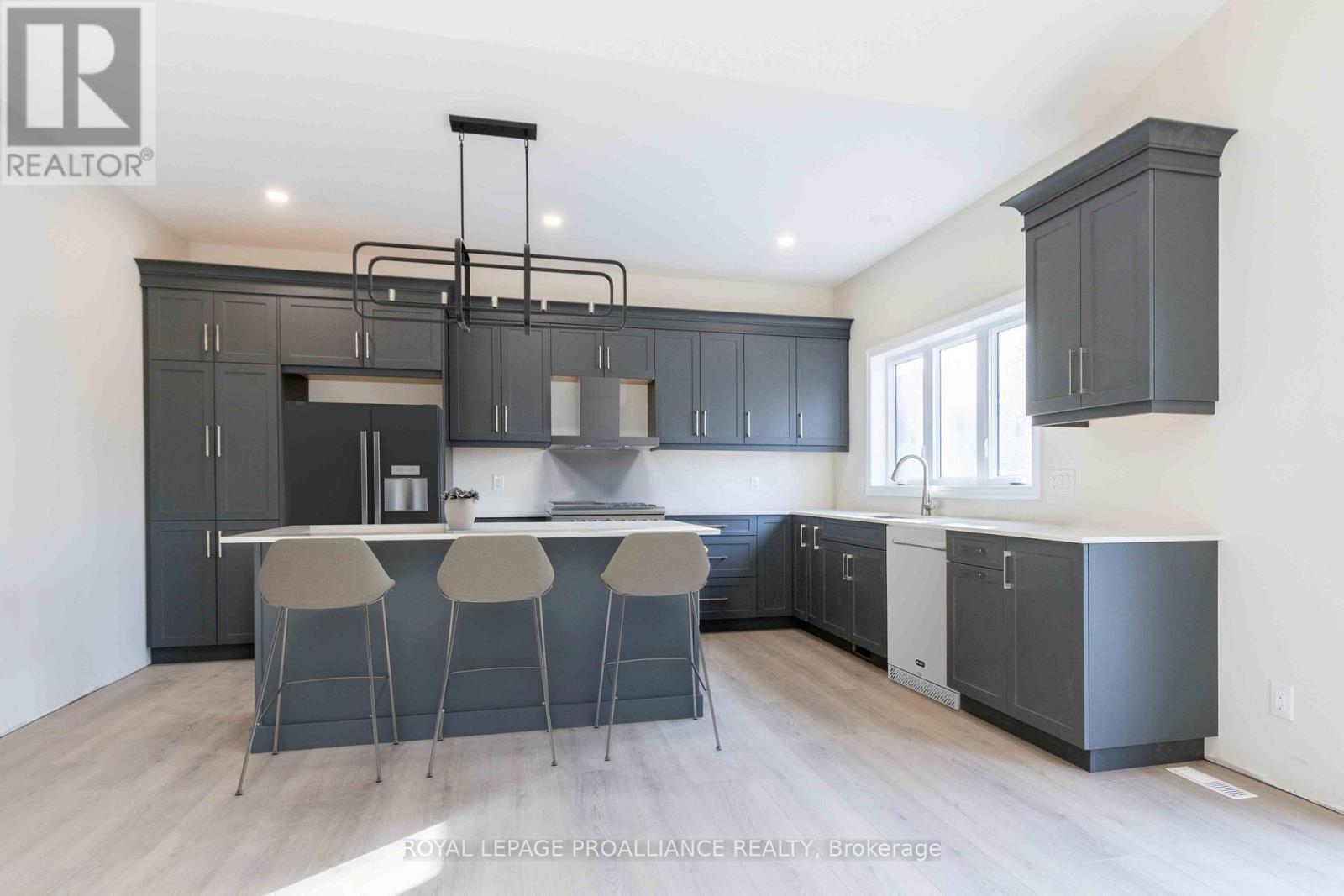 63 Meagan Lane, Quinte West, Ontario  K0K 2C0 - Photo 14 - X12755220