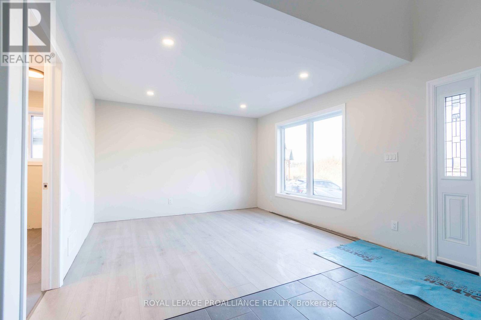 63 Meagan Lane, Quinte West, Ontario  K0K 2C0 - Photo 3 - X12755220