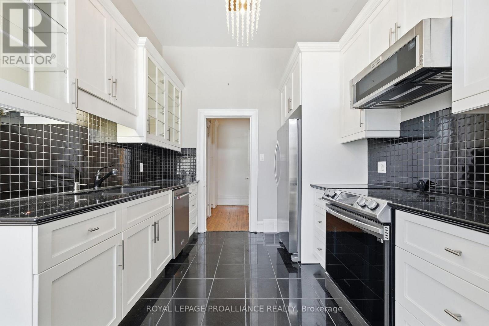 219 Charles Street, Belleville, Ontario  K8N 3M3 - Photo 27 - X12757704