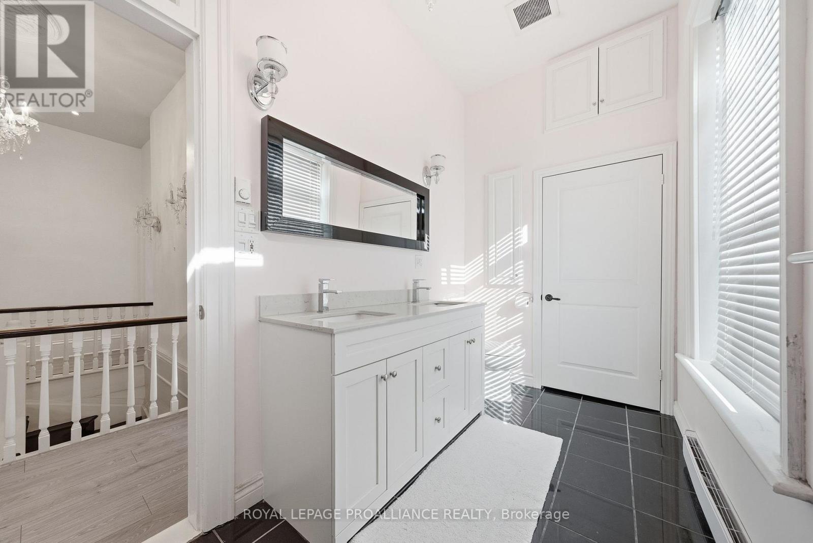 219 Charles Street, Belleville, Ontario  K8N 3M3 - Photo 33 - X12757704