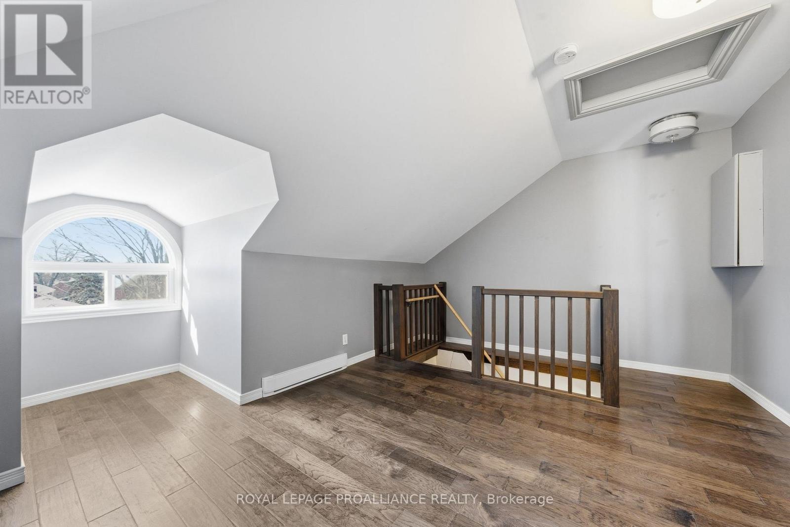 219 Charles Street, Belleville, Ontario  K8N 3M3 - Photo 36 - X12757704