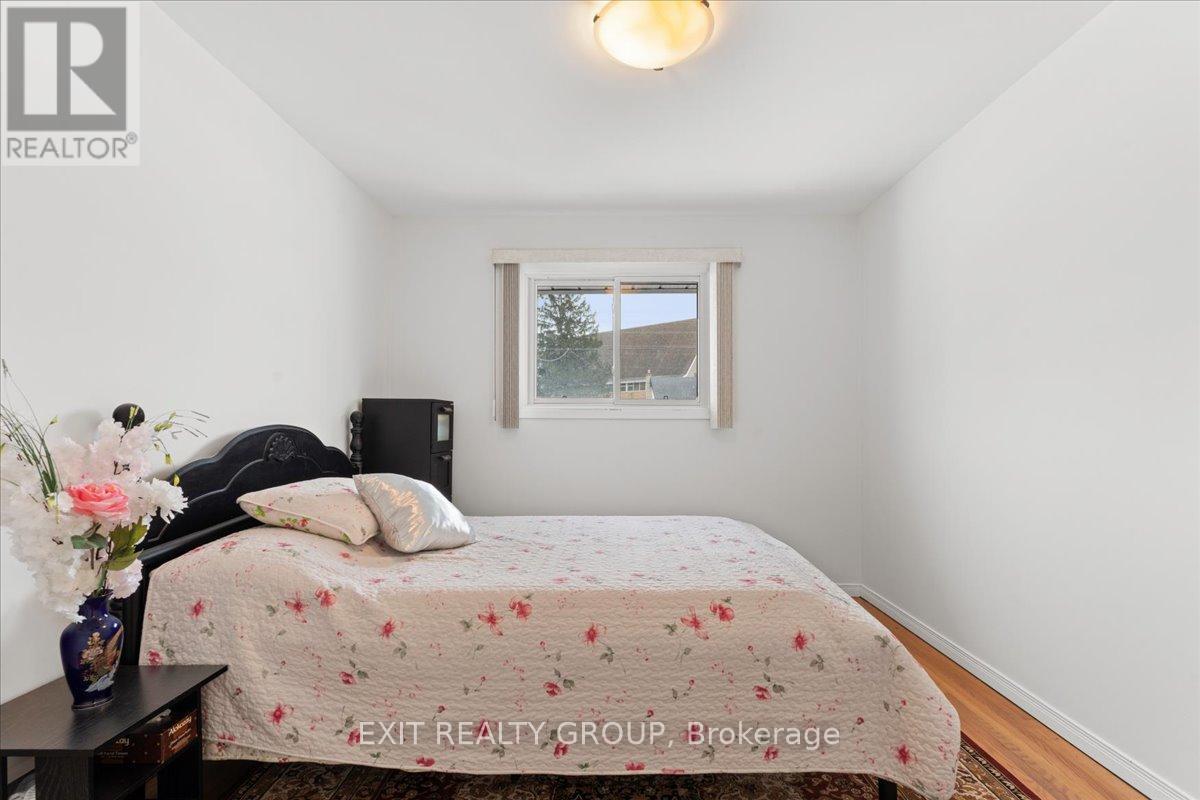 12 Chown Crescent, Belleville, Ontario  K8P 4P9 - Photo 17 - X12758218