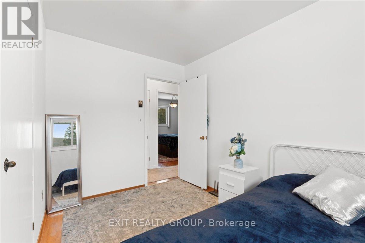 12 Chown Crescent, Belleville, Ontario  K8P 4P9 - Photo 19 - X12758218