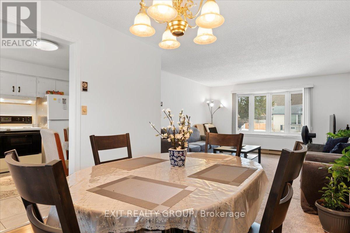 12 Chown Crescent, Belleville, Ontario  K8P 4P9 - Photo 8 - X12758218