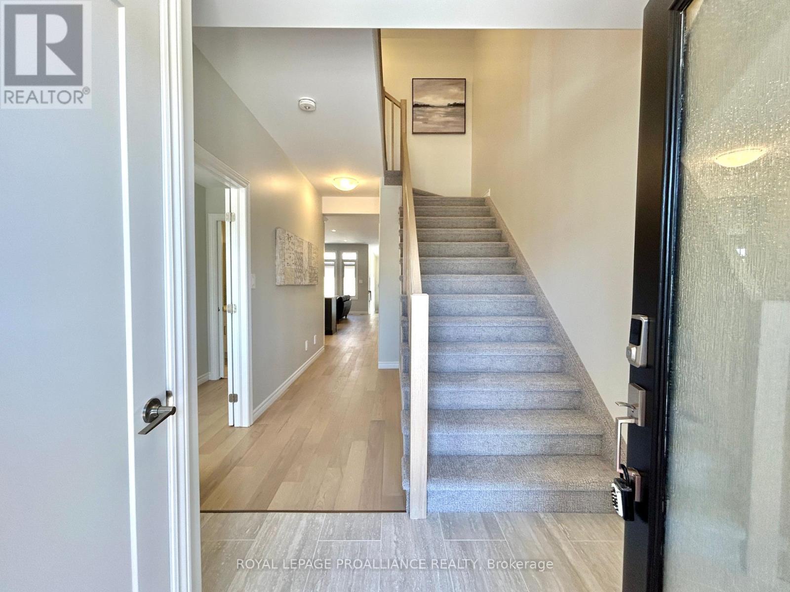 79 Athabaska Drive, Belleville, Ontario  K8N 0T1 - Photo 2 - X12758900