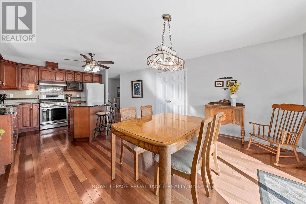 5 Simcoe Drive, Belleville, Ontario  K8N 0N7 - Photo 15 - X12759358