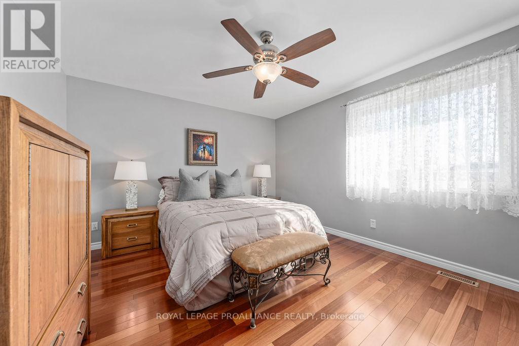 5 Simcoe Drive, Belleville, Ontario  K8N 0N7 - Photo 16 - X12759358