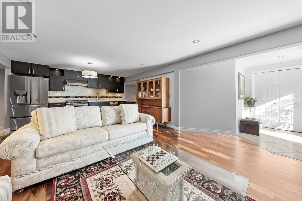 5 Simcoe Drive, Belleville, Ontario  K8N 0N7 - Photo 31 - X12759358