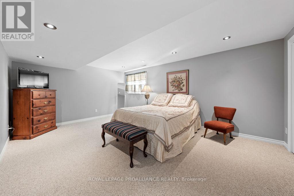 5 Simcoe Drive, Belleville, Ontario  K8N 0N7 - Photo 36 - X12759358