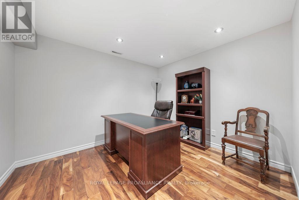 5 Simcoe Drive, Belleville, Ontario  K8N 0N7 - Photo 40 - X12759358