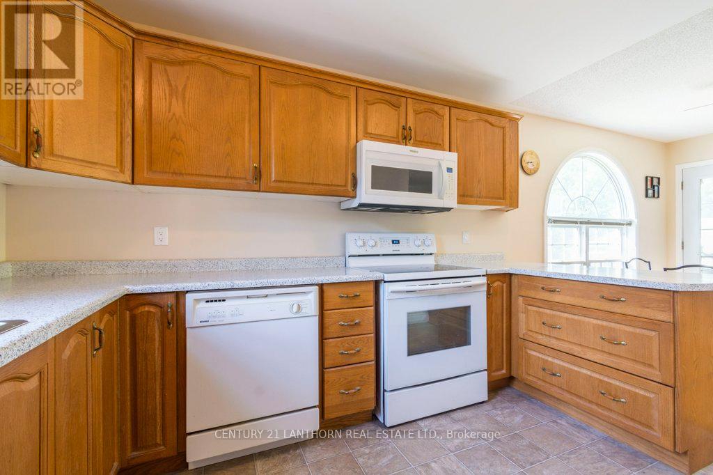 27 Bursthall Street, Marmora And Lake, Ontario  K0K 2M0 - Photo 8 - X12760586