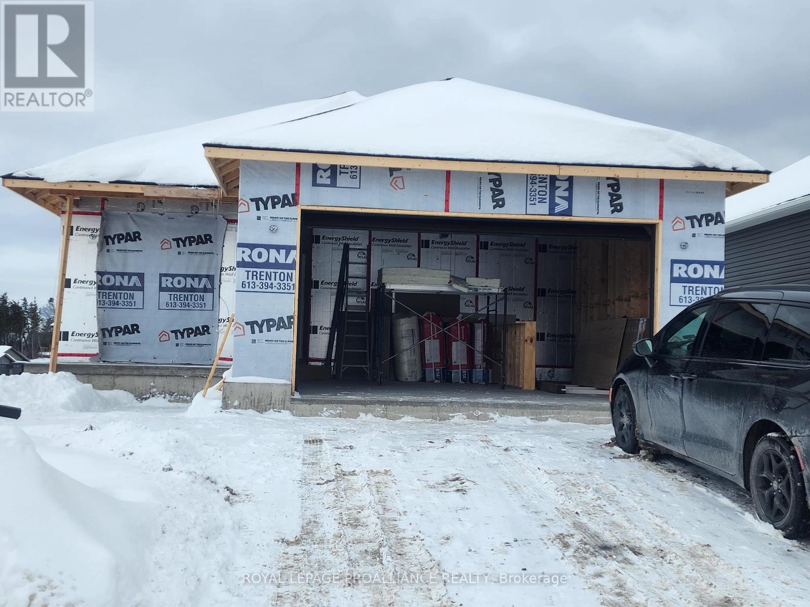 37 ROSEWOOD DRIVE, Quinte West, Ontario