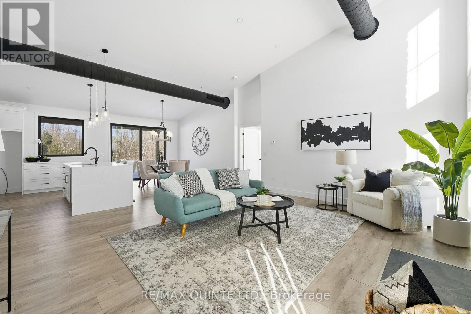 225 Mitchells Crossroad, Prince Edward County, Ontario  K0K 2T0 - Photo 11 - X12762330