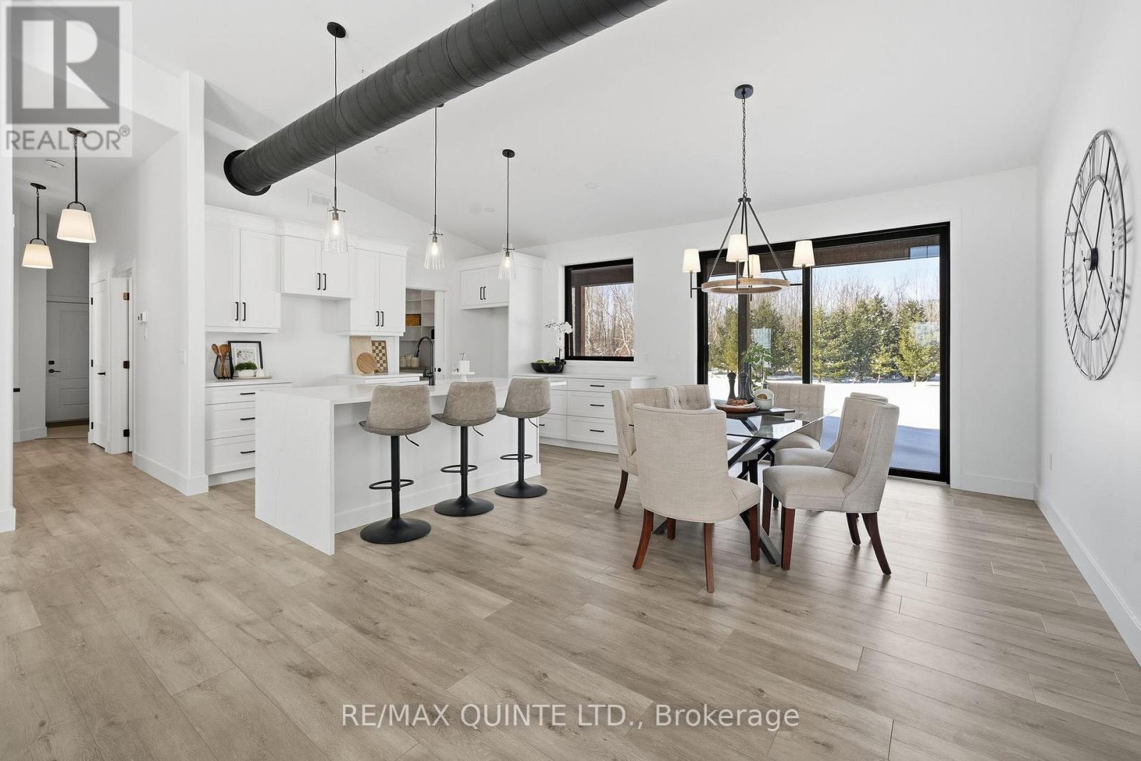 225 Mitchells Crossroad, Prince Edward County, Ontario  K0K 2T0 - Photo 17 - X12762330