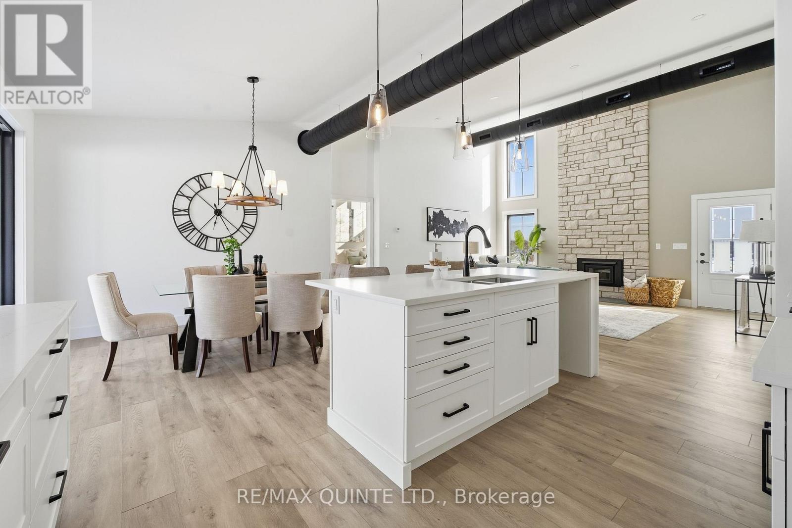 225 Mitchells Crossroad, Prince Edward County, Ontario  K0K 2T0 - Photo 21 - X12762330