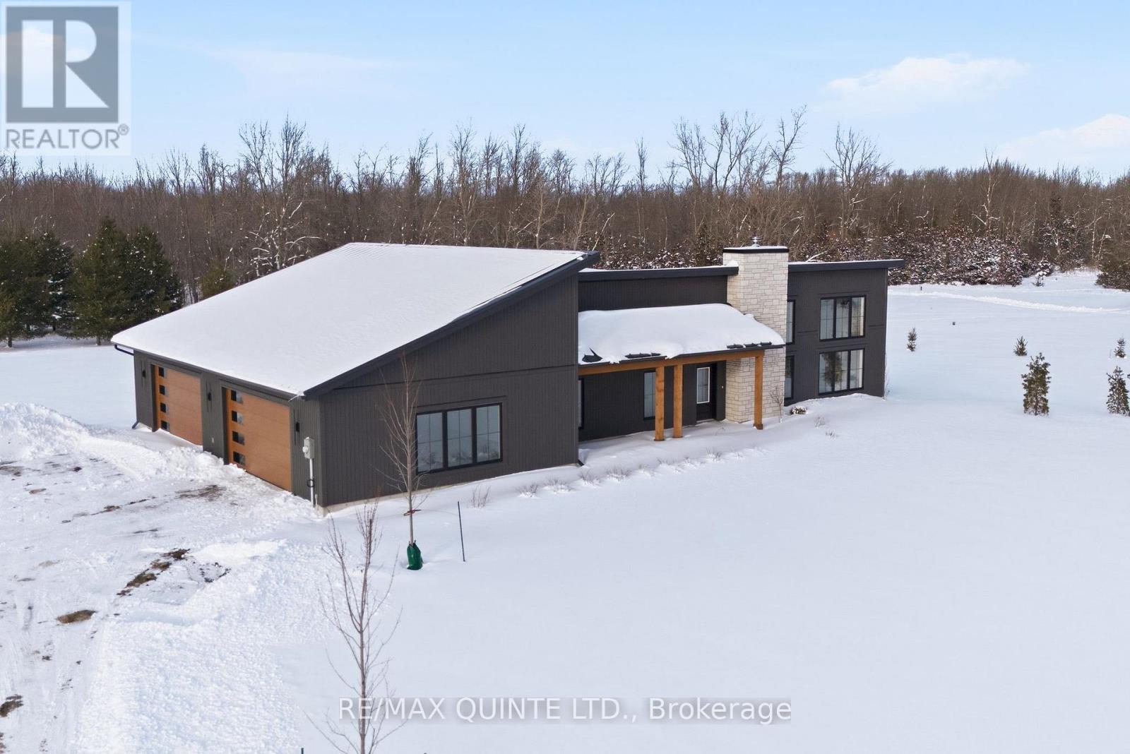 225 Mitchells Crossroad, Prince Edward County, Ontario  K0K 2T0 - Photo 3 - X12762330