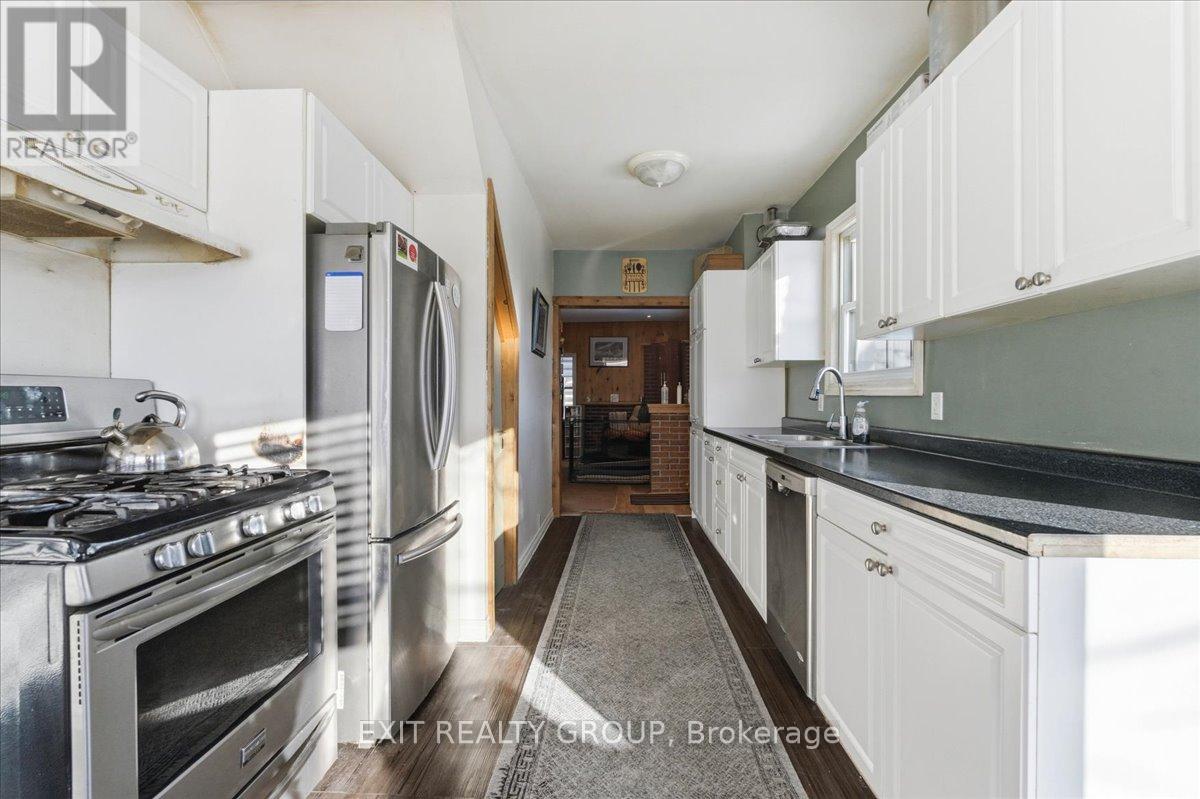 1573 County Road 5, Quinte West, Ontario  K0K 2C0 - Photo 12 - X12763138