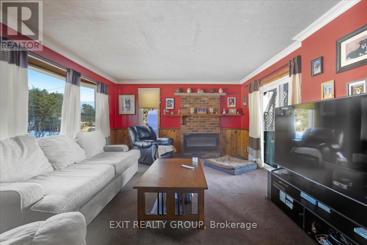 1573 County Road 5, Quinte West, Ontario  K0K 2C0 - Photo 9 - X12763138